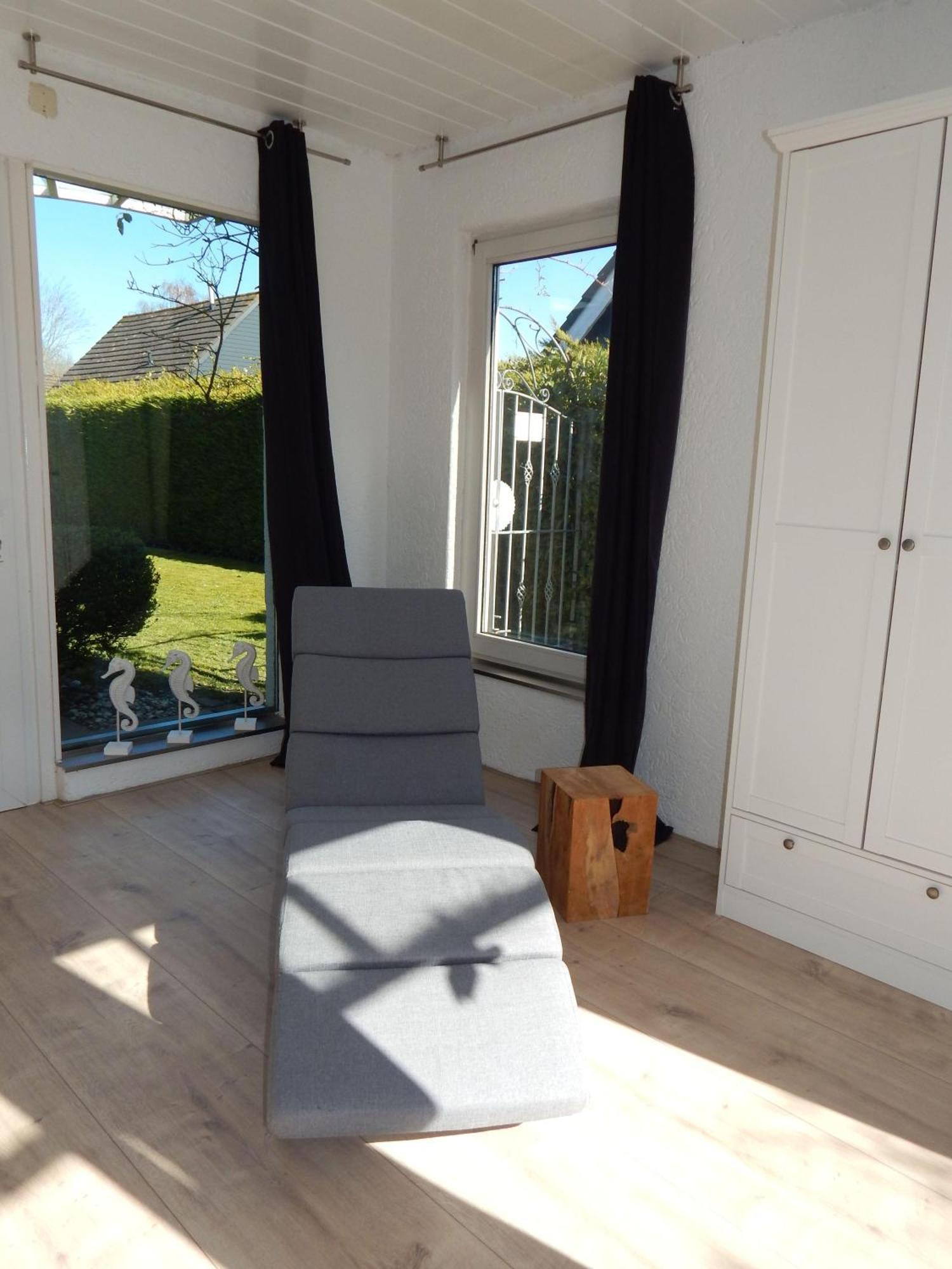 Wunderschoenes-Freistehendes-Ferienhaus-An-Der-See-Sauna-Strand-Yachthafen-Wlan Bruinisse Eksteriør billede